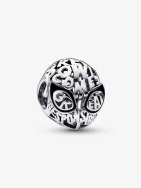 Pandora Marvel Spider-Man Mask Charm